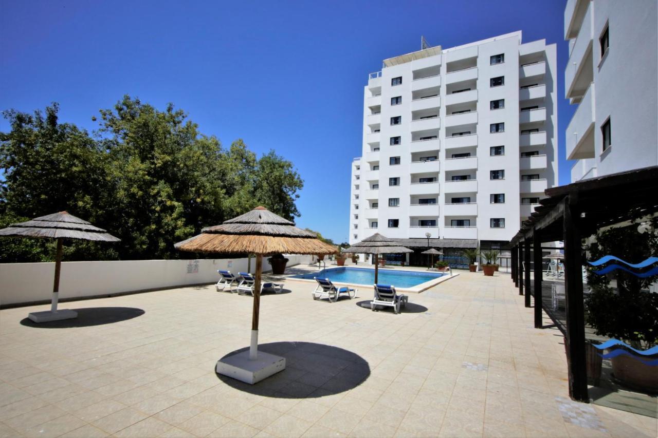 Sea View Apartment - 3 Swimming Pool & Fitness Albufeira Dış mekan fotoğraf